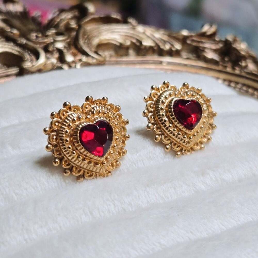 Vintage Avon Harmonious Heart Gold Tone Ruby Red Rhinestone Stud Earrings